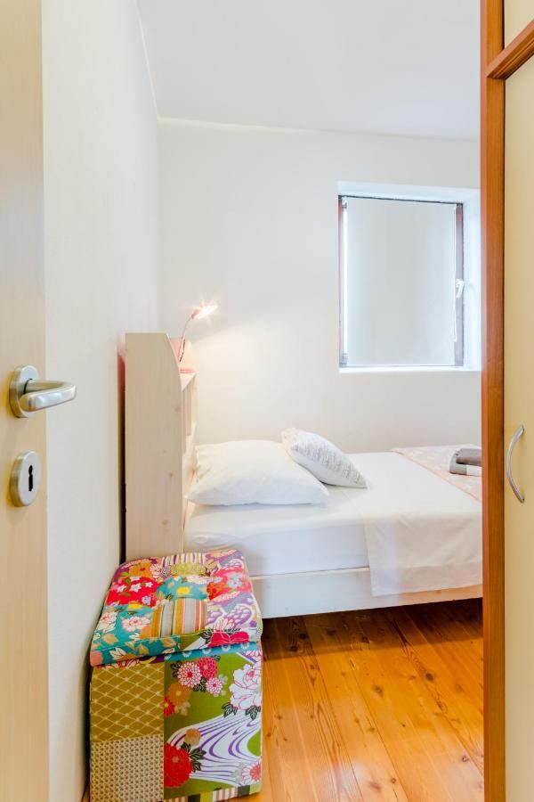 Apartments Flor De Lis โปดสตรานา ภายนอก รูปภาพ